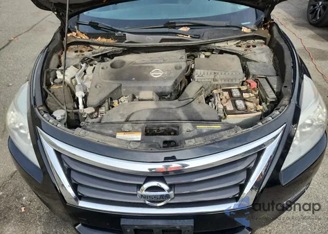 2014 Nissan Altima 2.5 из США, поврежденный, VIN 1N4AL3AP3EC136188